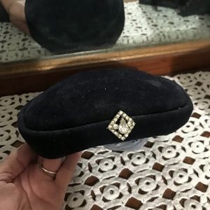 Vintage 1940s Velour brand pillbox fur hat